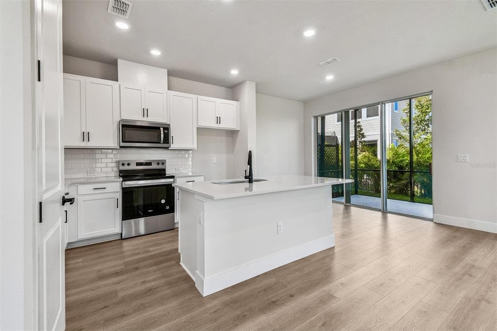 11718 FULL MOON LOOP - Interior/Exterior Photo 5 - PARRISH, FL