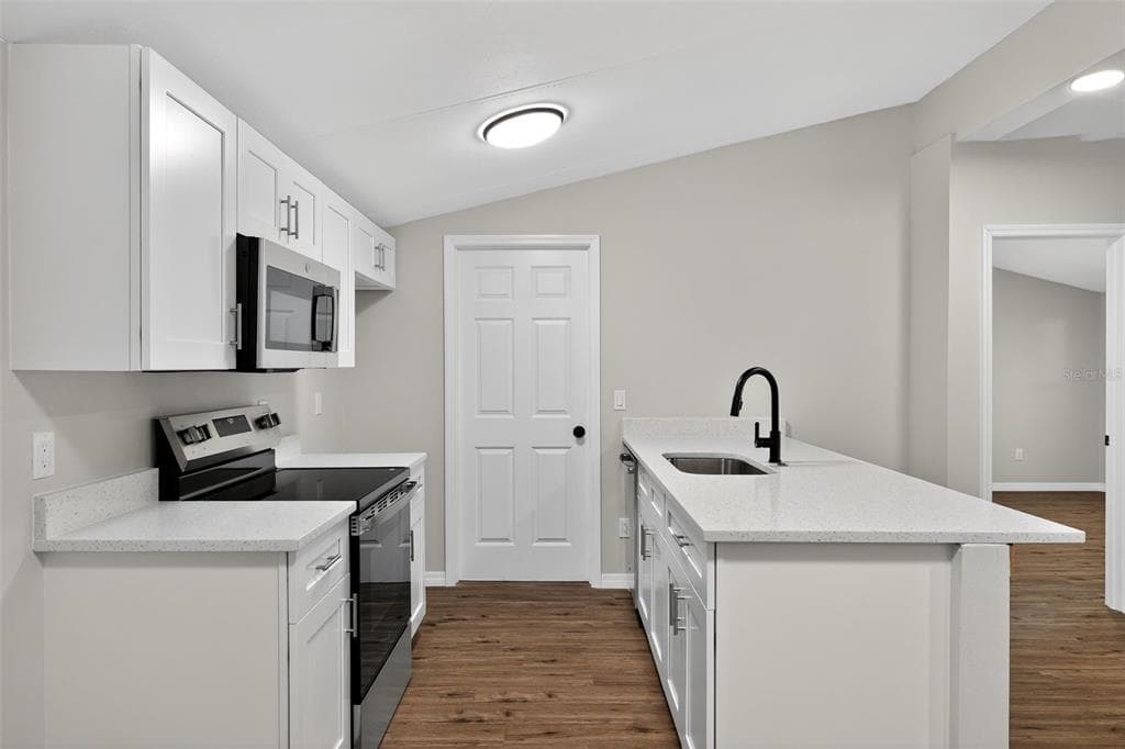 749 SADDLEWOOD BOULEVARD - Interior/Exterior Photo 4 - LAKELAND, FL