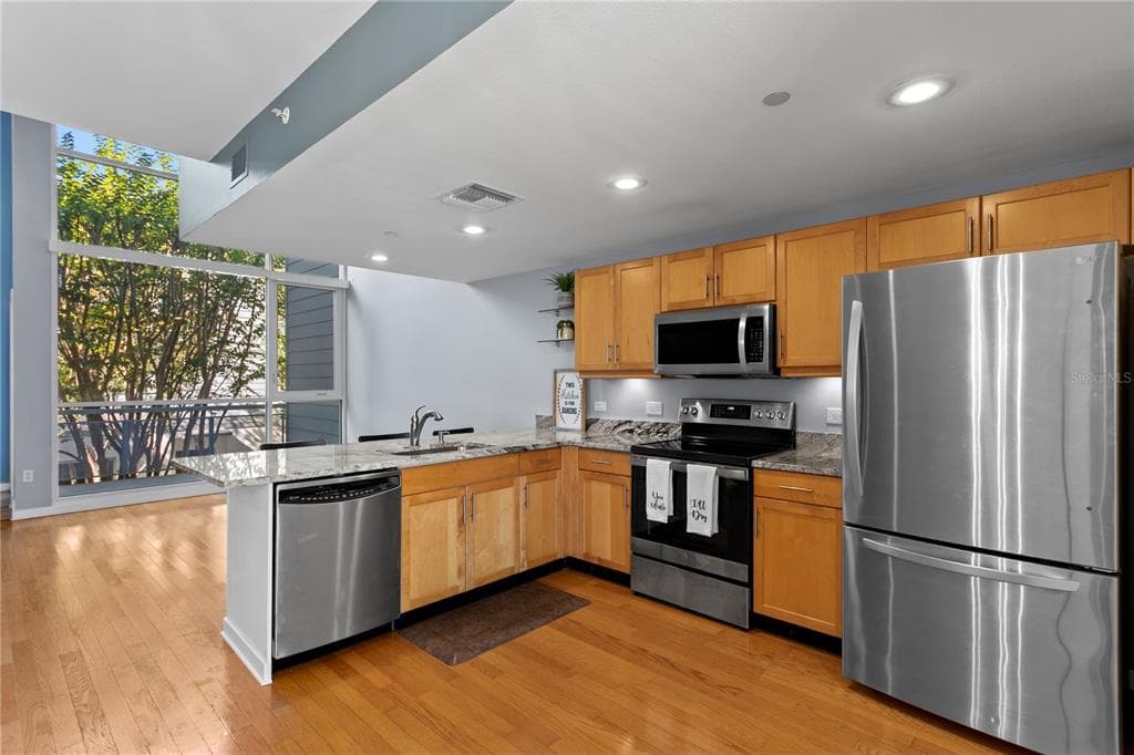 335 4TH AVENUE S - Interior/Exterior Photo 3 - ST PETERSBURG, FL