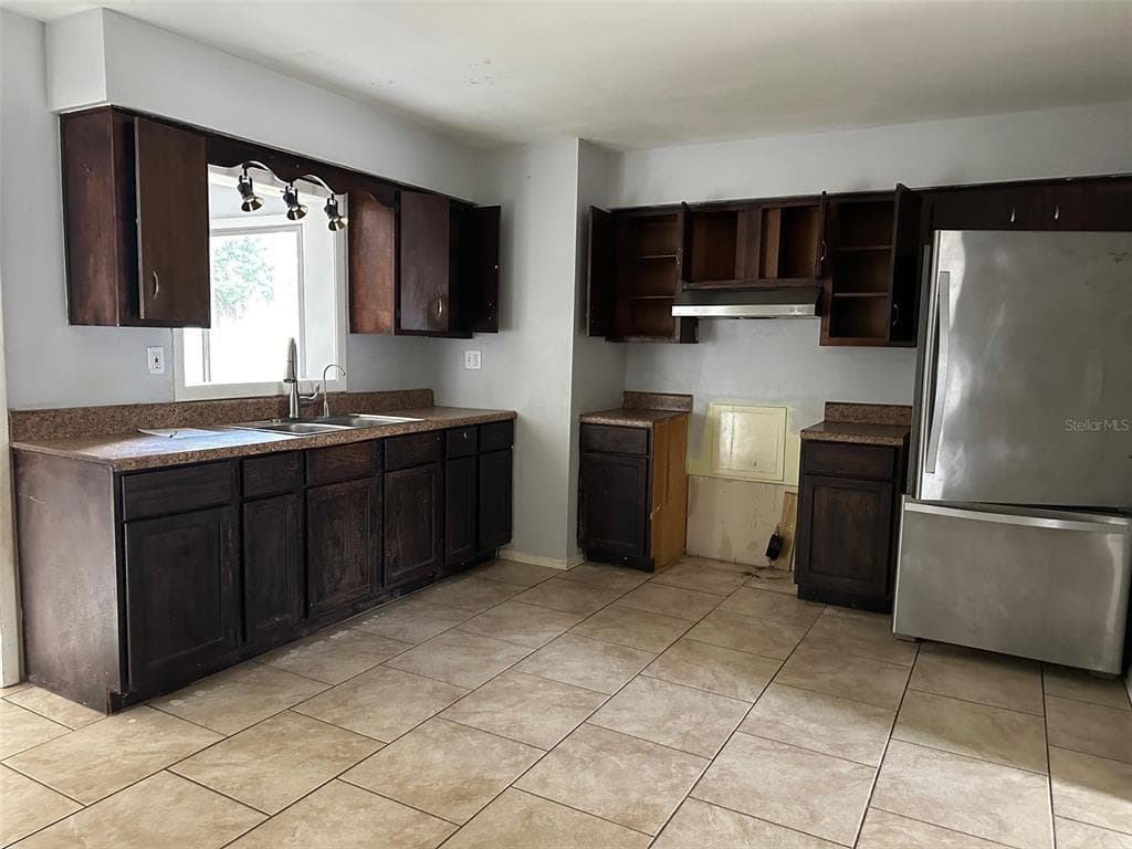 952 WE DO WEE COURT - Interior/Exterior Photo 3 - LAKELAND, FL