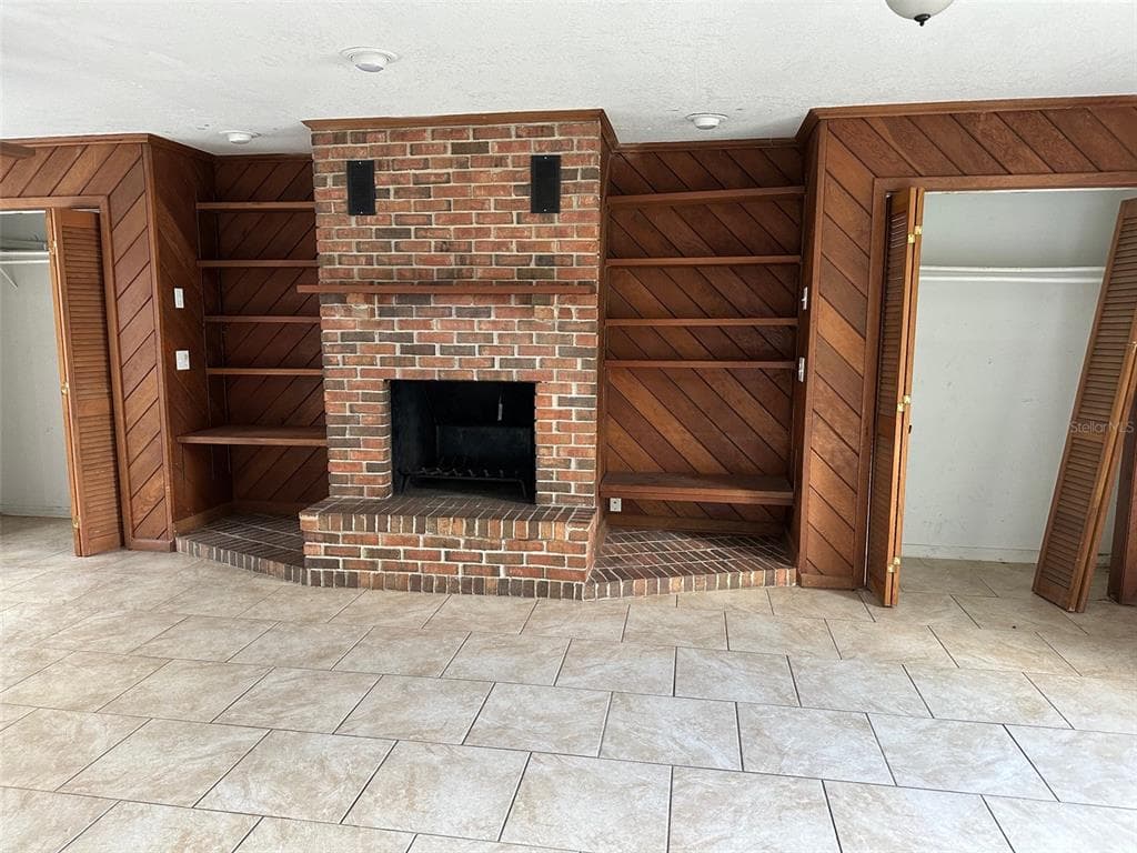 952 WE DO WEE COURT - Interior/Exterior Photo 4 - LAKELAND, FL