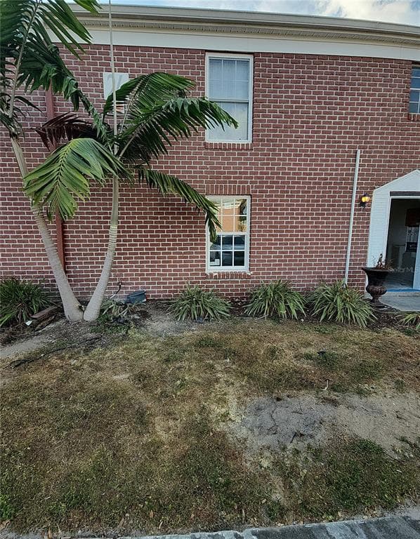 8370 13TH STREET N UNIT A - ST PETERSBURG, FL - 1bd/1ba - $94,900