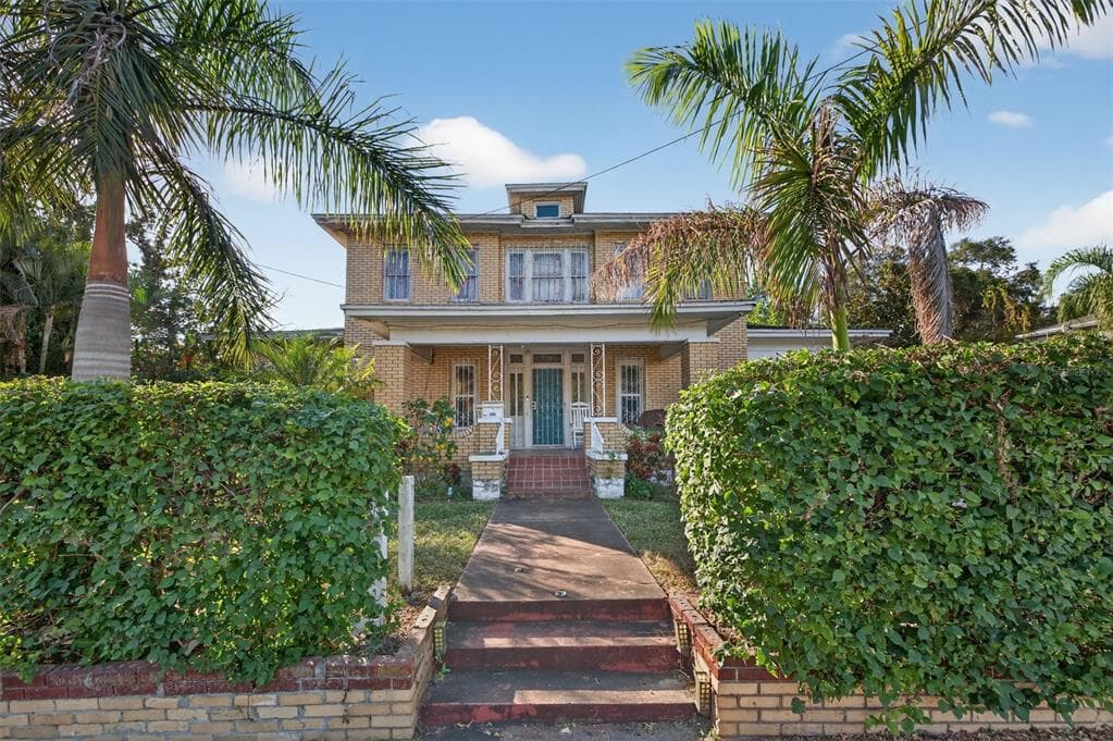 531 16TH STREET S - Interior/Exterior Photo 2 - ST PETERSBURG, FL