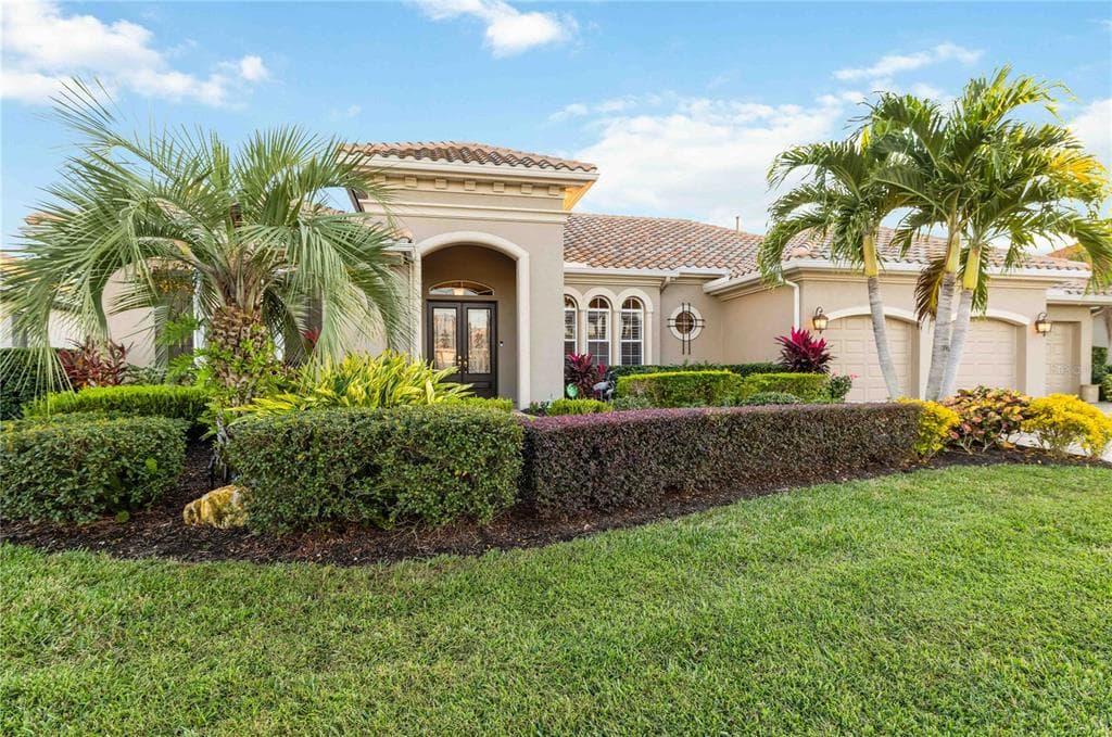 10626 RESTORATION TERRACE - Interior/Exterior Photo 4 - BRADENTON, FL