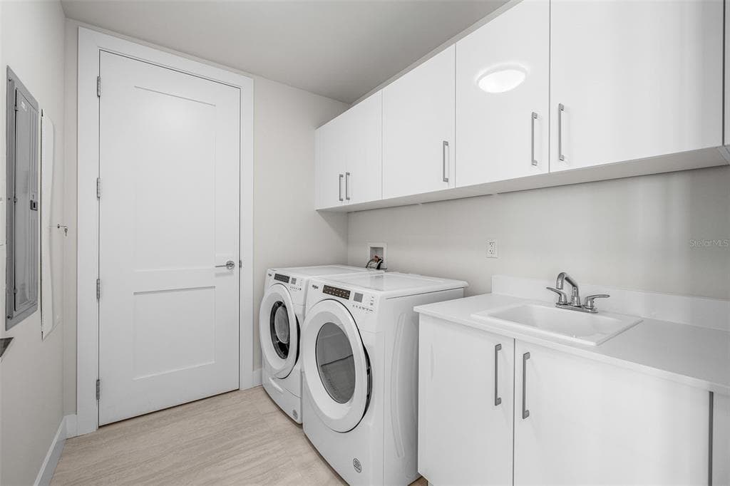 301 1ST STREET S UNIT 1006 - Interior/Exterior Photo 4 - ST PETERSBURG, FL