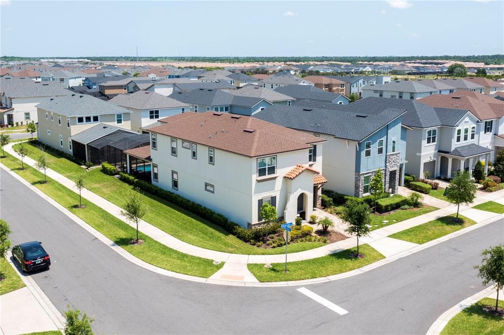 9039 PELICAN COVE TRACE - Interior/Exterior Photo 4 - KISSIMMEE, FL