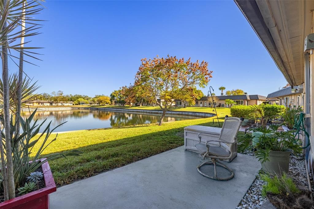 4324 SUMMERSUN DRIVE - Interior/Exterior Photo 3 - NEW PORT RICHEY, FL