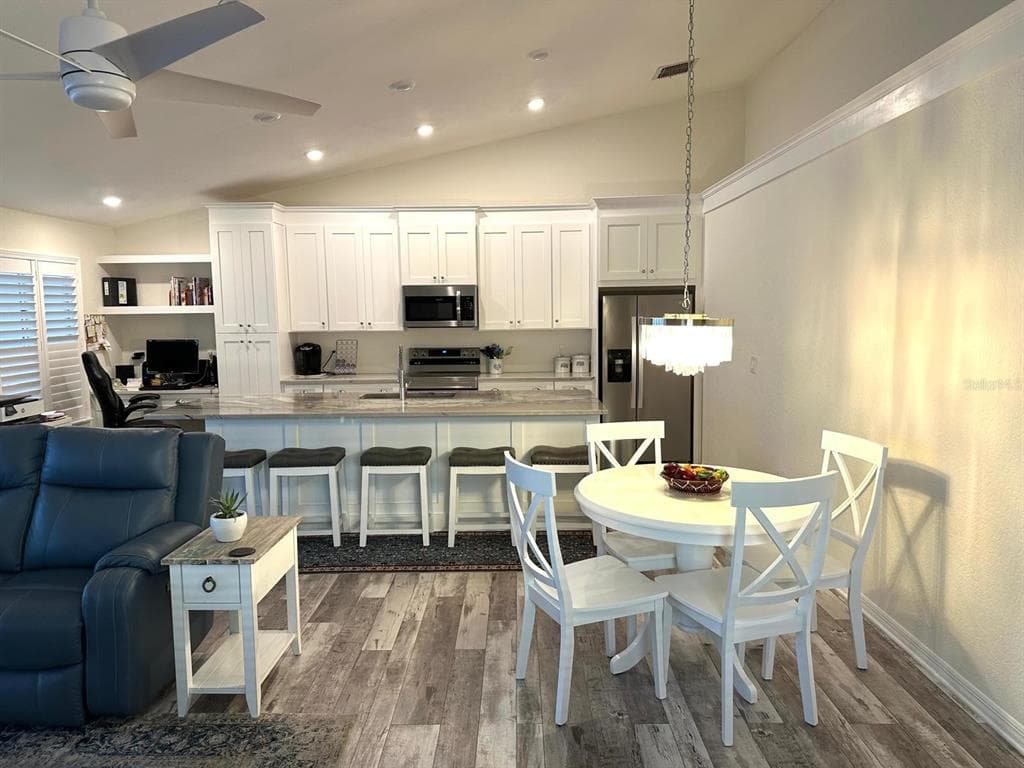 14609 LORIDAWN DRIVE UNIT 4 - Interior/Exterior Photo 5 - SEMINOLE, FL