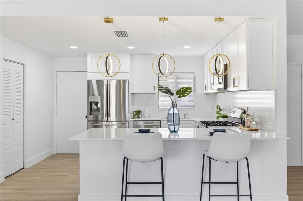 5439 E SACRAMENTO COURT - Interior/Exterior Photo 3 - ORLANDO, FL