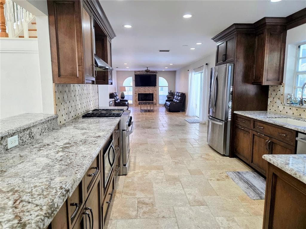 9149 MAPLE COURT - Interior/Exterior Photo 4 - SEMINOLE, FL