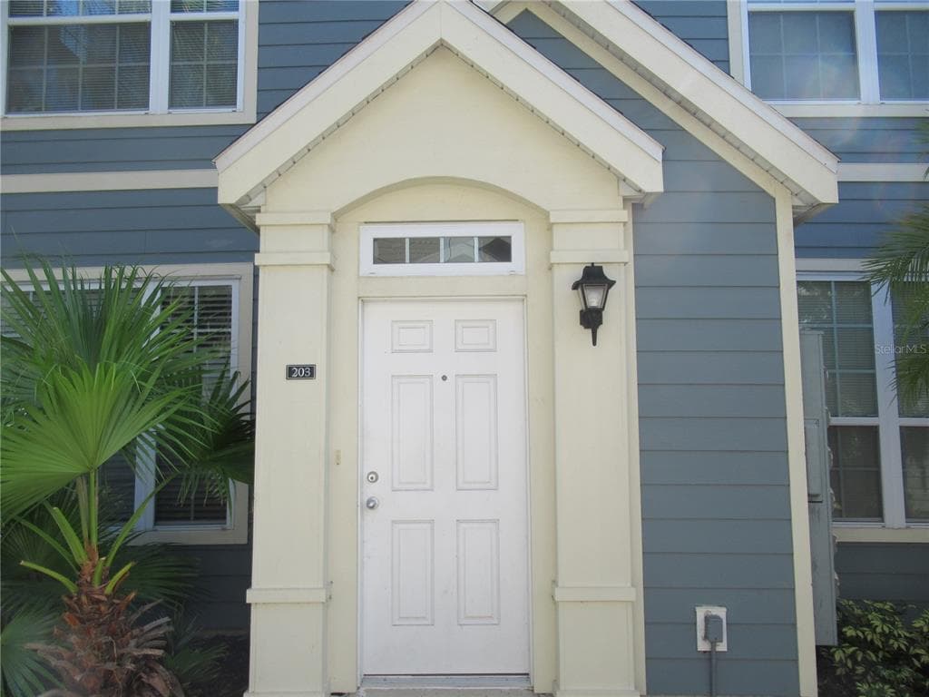 5601 ROSEHILL ROAD UNIT 203 - SARASOTA, FL - 2bd/2ba - $240,000