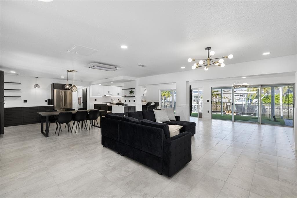 1449 48TH AVENUE NE - Interior/Exterior Photo 5 - ST PETERSBURG, FL