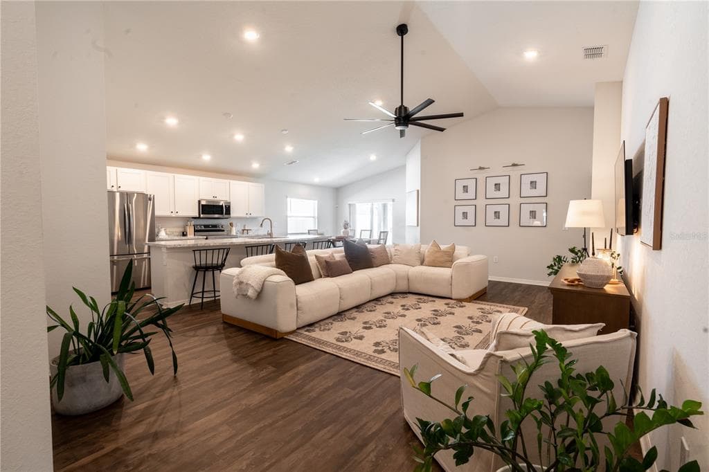 4428 REDING WAY - Interior/Exterior Photo 4 - LAKELAND, FL