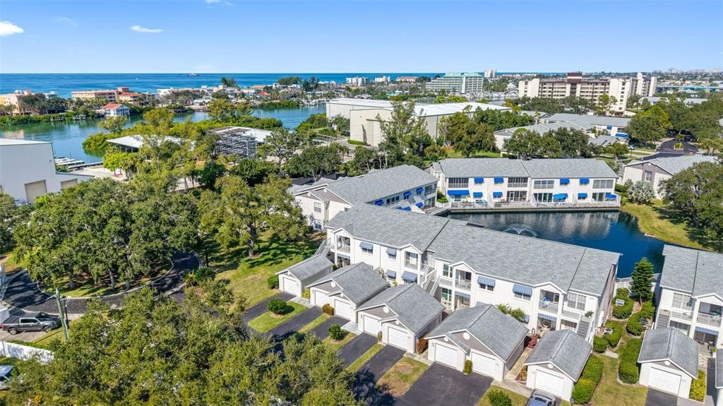 11315 SHIPWATCH LANE UNIT 1850 - Interior/Exterior Photo 4 - LARGO, FL