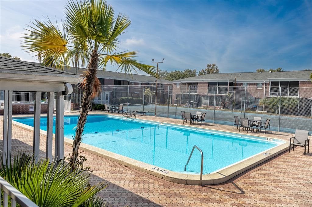 8345 13TH STREET N UNIT B - Interior/Exterior Photo 5 - ST PETERSBURG, FL