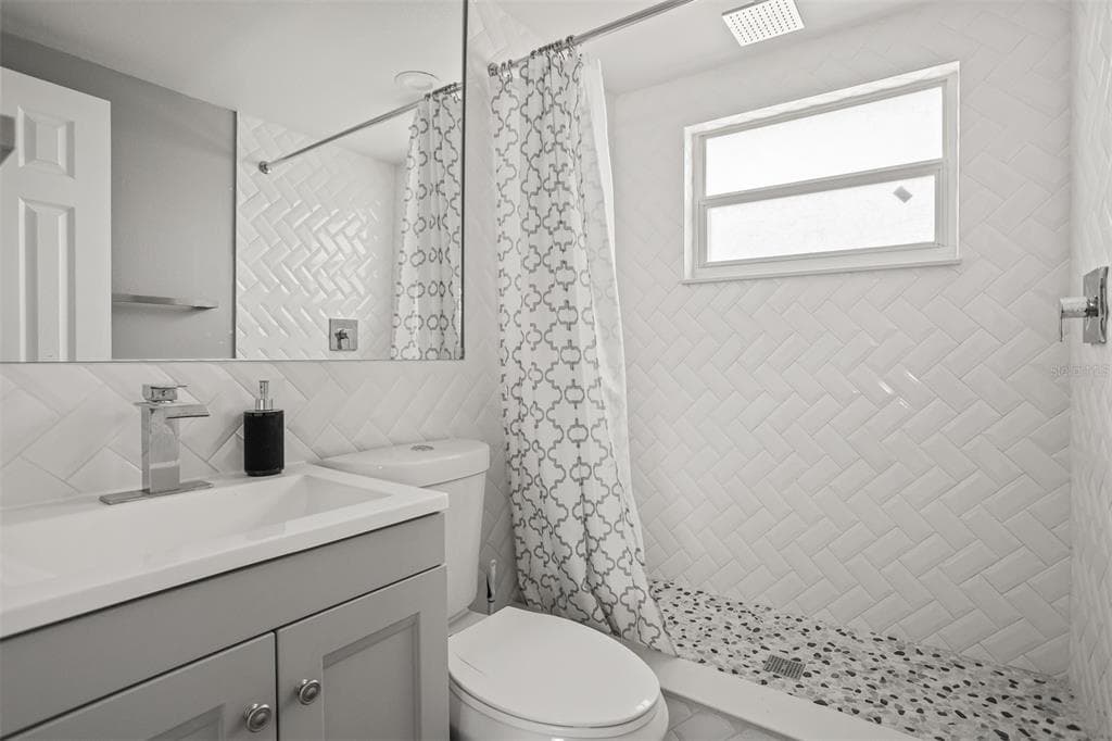 8820 ROCKY CREEK DRIVE - Interior/Exterior Photo 4 - TAMPA, FL