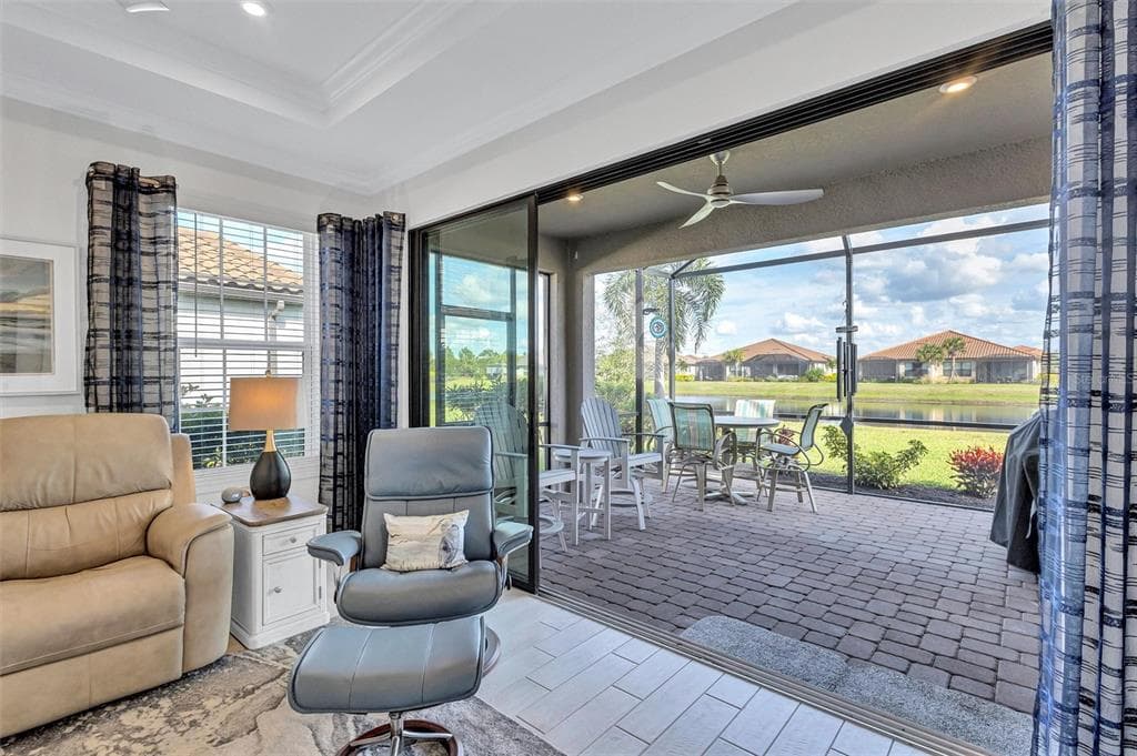 4727 MOTTA COURT - Interior/Exterior Photo 5 - BRADENTON, FL