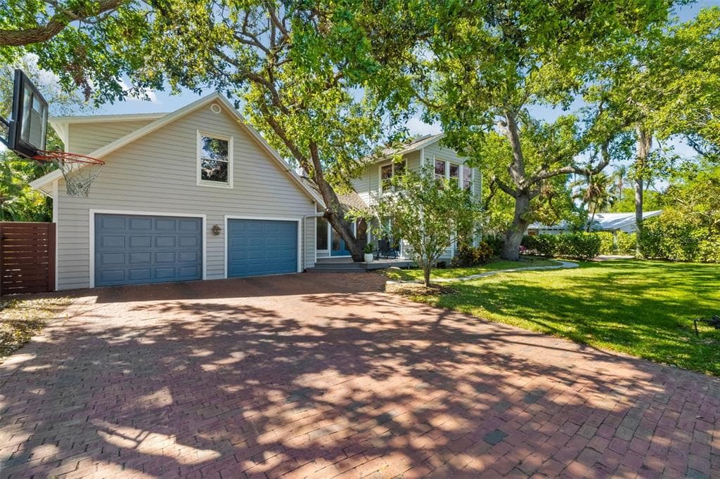 1434 LADUE LANE - Interior/Exterior Photo 4 - SARASOTA, FL