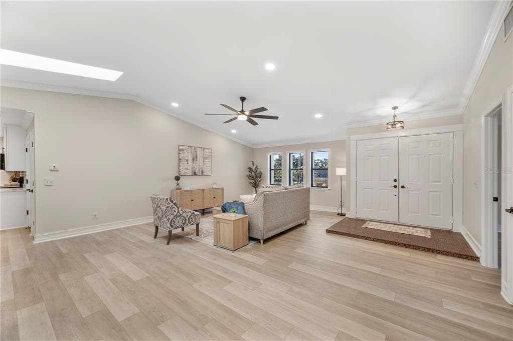 5614 LAZY CREEK DRIVE - Interior/Exterior Photo 5 - LAKELAND, FL