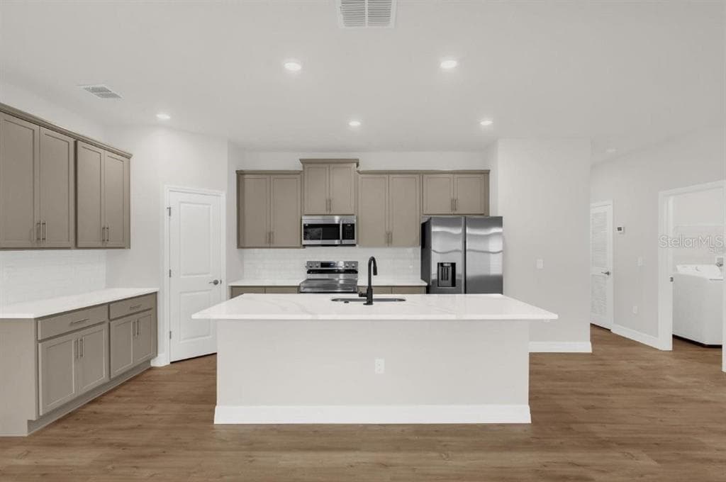 13990 SW 34TH TERRACE ROAD - Interior/Exterior Photo 5 - OCALA, FL