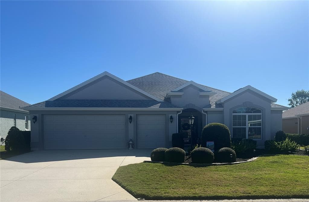 1238 THUNDERBIRD WAY