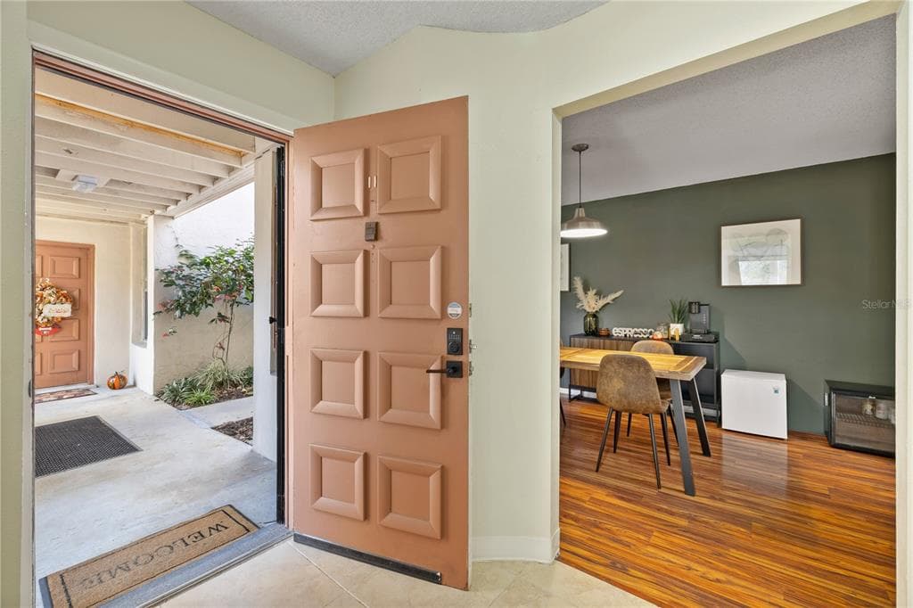 504 ORANGE DRIVE UNIT 11 - Interior/Exterior Photo 2 - ALTAMONTE SPRINGS, FL