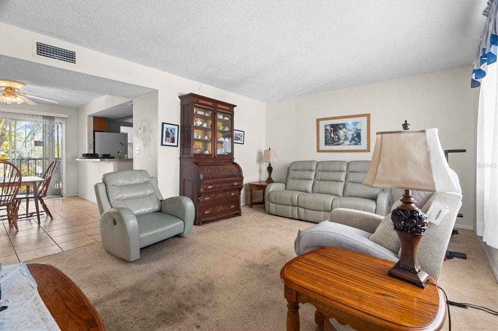 null - Interior/Exterior Photo 5 - LAKELAND, FL