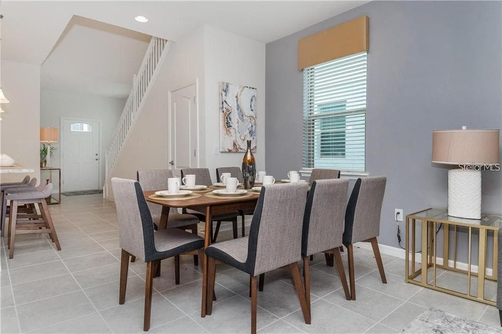 8923 ZURICH LANE - Interior/Exterior Photo 5 - KISSIMMEE, FL