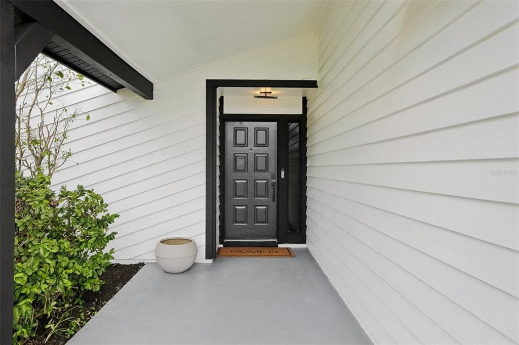 665 EASTPOINTE PARKWAY - Interior/Exterior Photo 4 - SARASOTA, FL