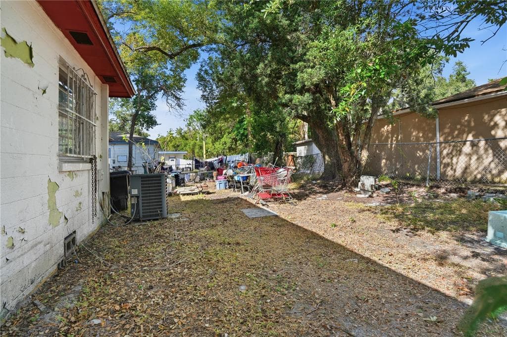 1108 E 26TH AVENUE - Interior/Exterior Photo 5 - TAMPA, FL