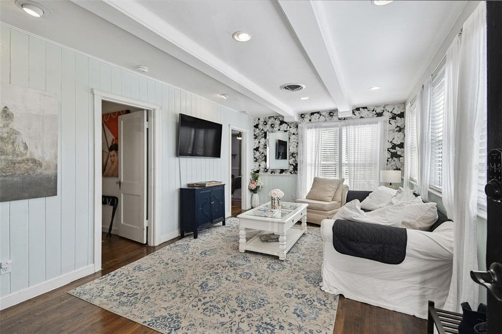 3319 W PAUL AVENUE - Interior/Exterior Photo 4 - TAMPA, FL