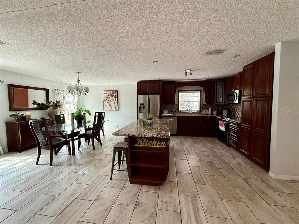 914 W CIMMERON DRIVE - Interior/Exterior Photo 2 - TAMPA, FL