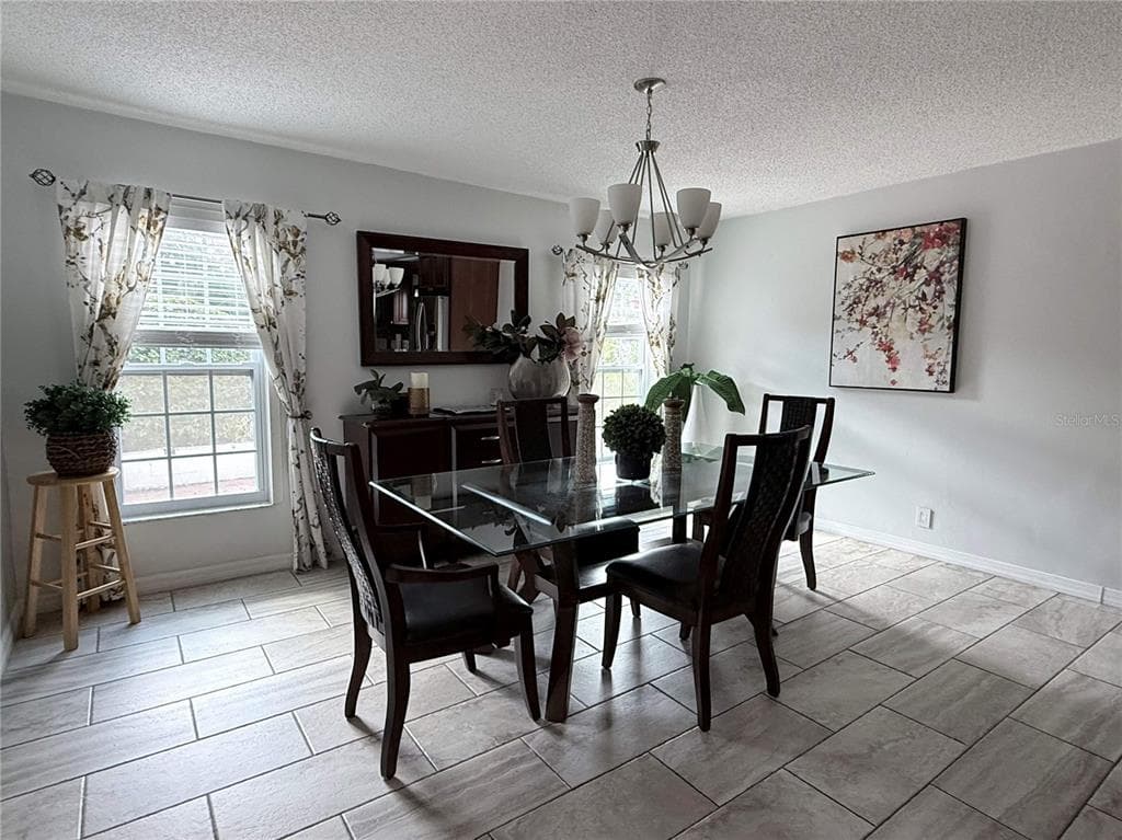 914 W CIMMERON DRIVE - Interior/Exterior Photo 4 - TAMPA, FL