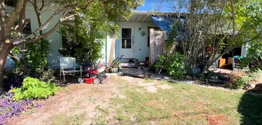 523 CIPRES CIRCLE - Interior/Exterior Photo 3 - WINTER HAVEN, FL