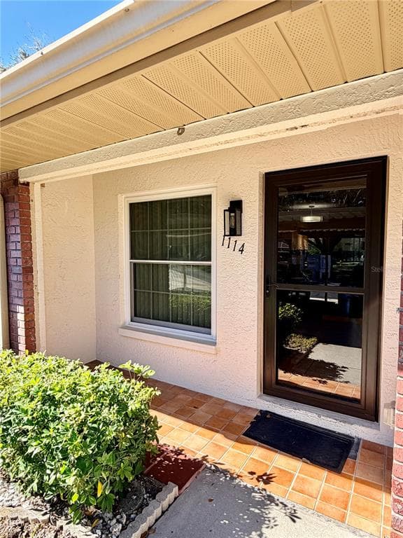 1114 CASTLEMAY CIRCLE - Interior/Exterior Photo 4 - DUNEDIN, FL