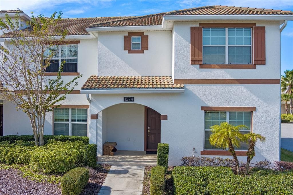 1574 SLICE WAY - 5bd/4ba - $463,500 - DAVENPORT, FL