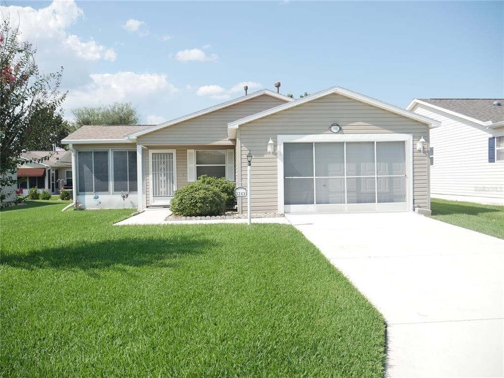 3243 MANSFIELD STREET - 2bd/2ba - $297,400 - THE VILLAGES, FL