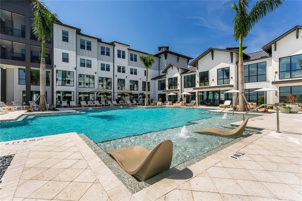 1420 LAKEFRONT DRIVE UNIT TH-111 - 3bd/3ba - $4,601 - SARASOTA, FL