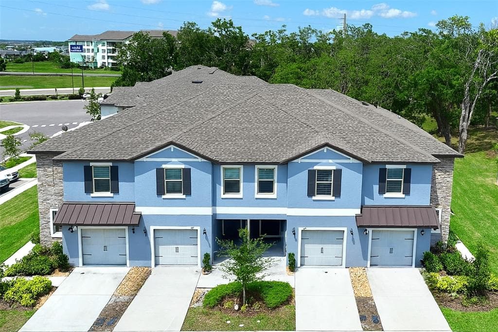 30729 VERIDIAN WAY - 3bd/3ba - $297,000 - WESLEY CHAPEL, FL