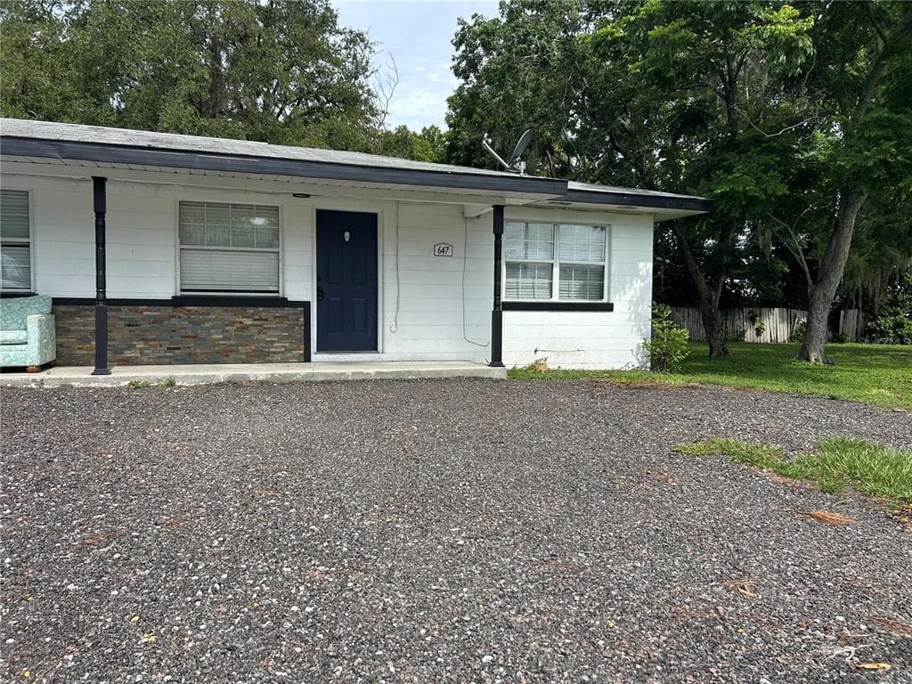 645 7TH STREET NE UNIT 647 - 2bd/1ba - $1,275 - WINTER HAVEN, FL