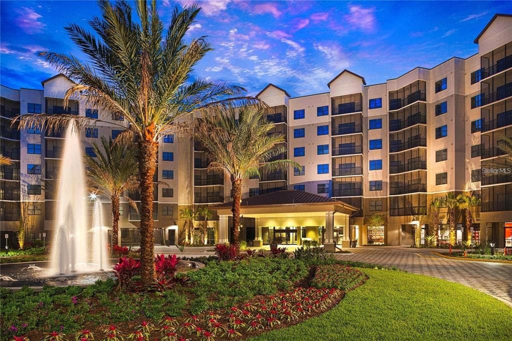 14501 GROVE RESORT AVENUE UNIT 2119 - 3bd/2ba - $295,000 - WINTER GARDEN, FL