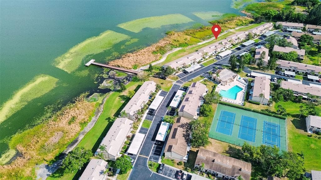 9209 SEMINOLE BOULEVARD UNIT 27 - 3bd/3ba - $280,000 - SEMINOLE, FL