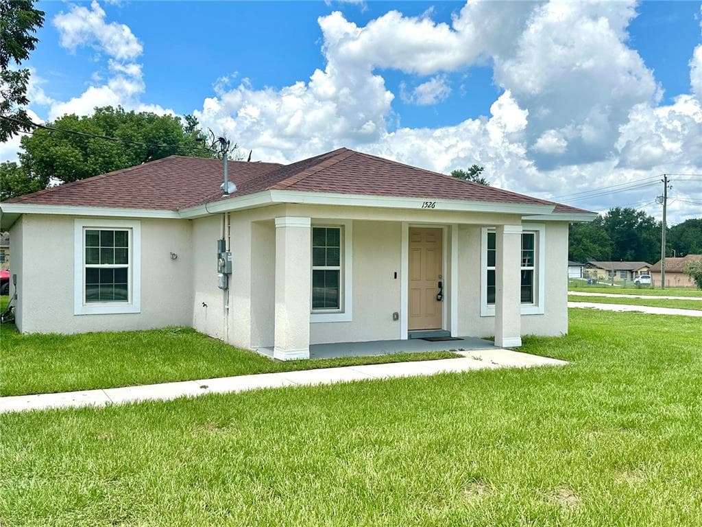 1526 PROVIDENCE ROAD - 3bd/2ba - $1,700 - LAKELAND, FL