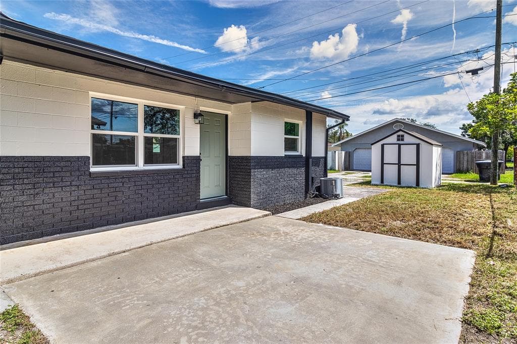 510 91ST AVENUE N - 7bd/3ba - $519,900 - ST PETERSBURG, FL