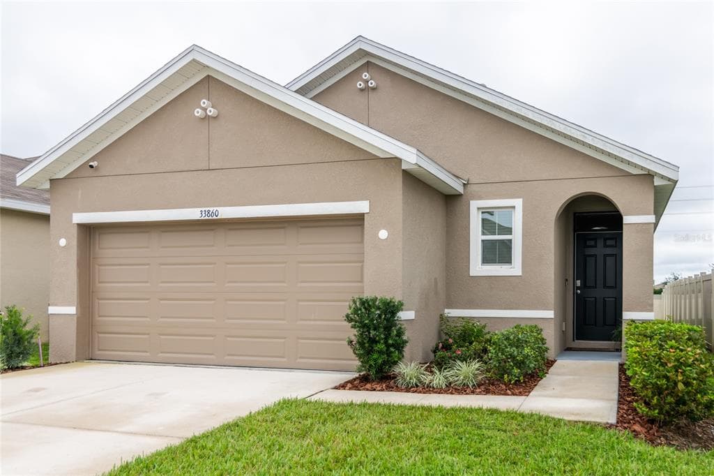 33860 JASMINE STAR LOOP - 3bd/2ba - $339,900 - WESLEY CHAPEL, FL