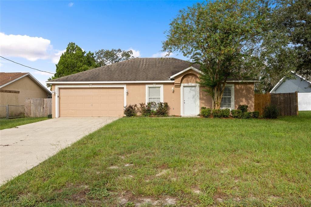 1009 STRATTON AVENUE - 3bd/2ba - $279,900 - SPRING HILL, FL