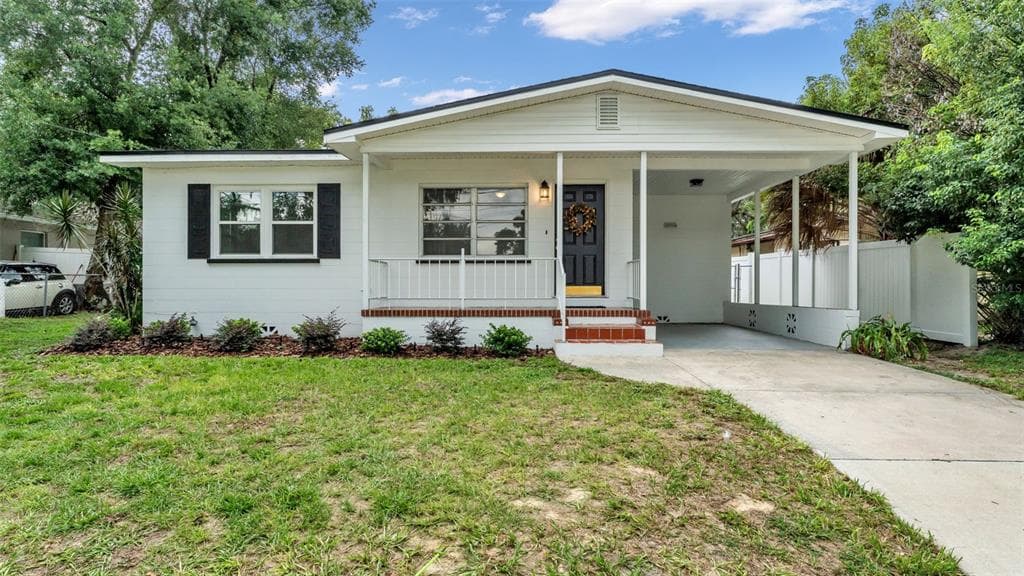 1128 OLIVE STREET - 2bd/1ba - $229,000 - LAKELAND, FL