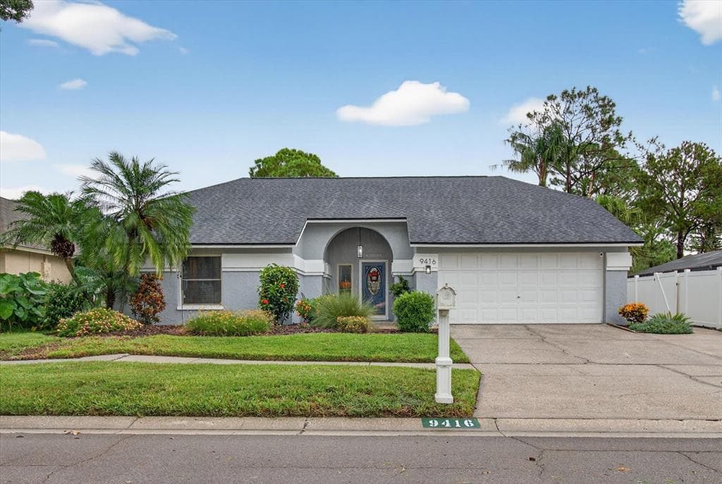 9416 PEBBLE GLEN AVENUE - 3bd/2ba - $449,000 - TAMPA, FL