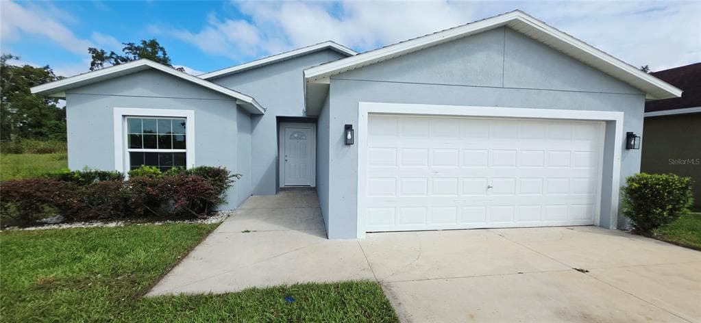 7375 HOLLY CREEK ROAD - 4bd/2ba - $364,000 - MOUNT DORA, FL