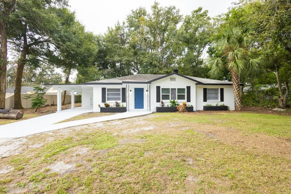 411 S ELM ROAD - 3bd/2ba - $269,900 - LAKELAND, FL